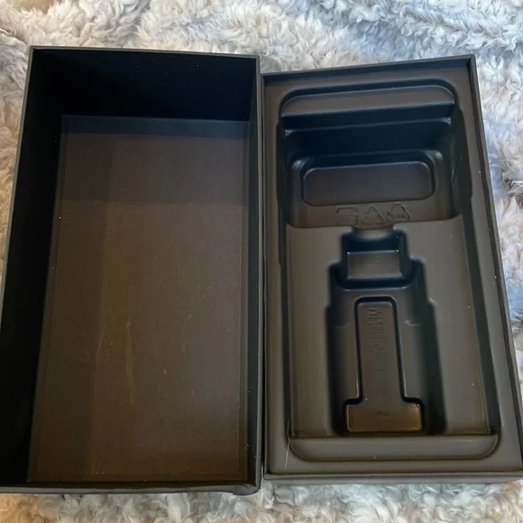 LG G8X ThinQ cell phone box, BOX Only! - Picture 3 of 4